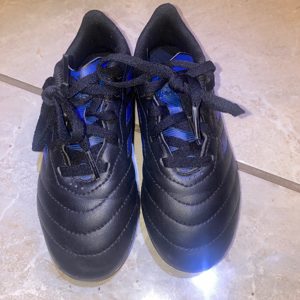 Adidas Kids soccer cleats